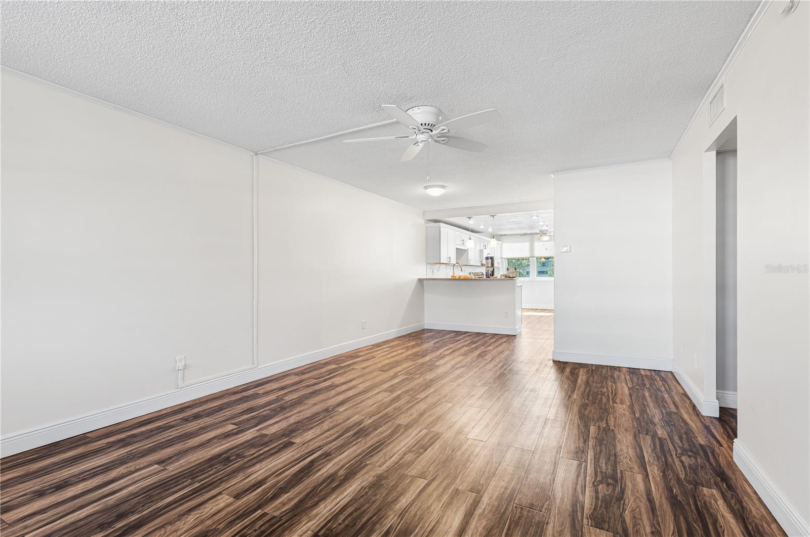 4915 Bay St #224, Saint Petersburg, FL 33703 photo