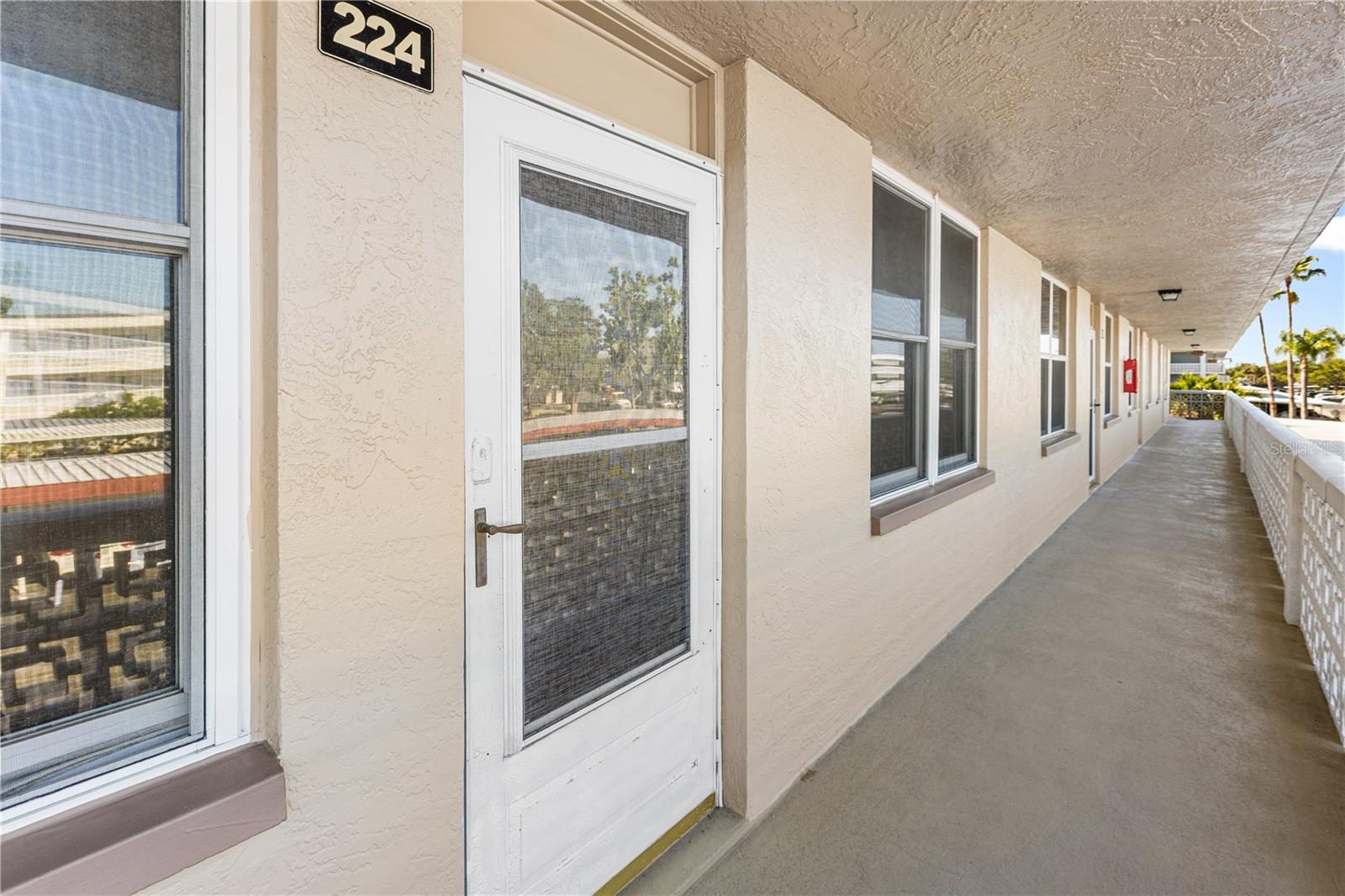 4915 Bay St #224, Saint Petersburg, FL 33703 photo