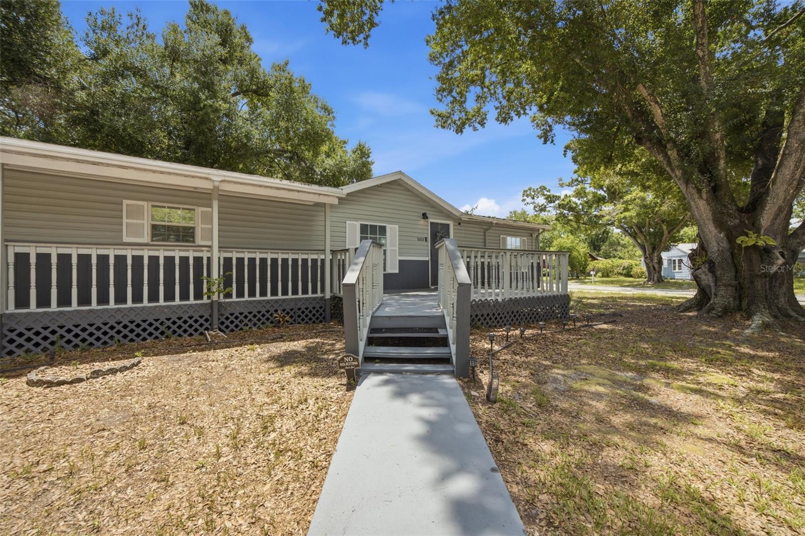 5203 N Mendenhall Dr, Tampa, FL 33603 photo