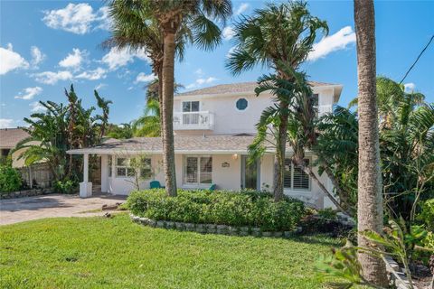 Single Family Residence in NEW SMYRNA BEACH FL 1422 N ATLANTIC AVENUE.jpg
