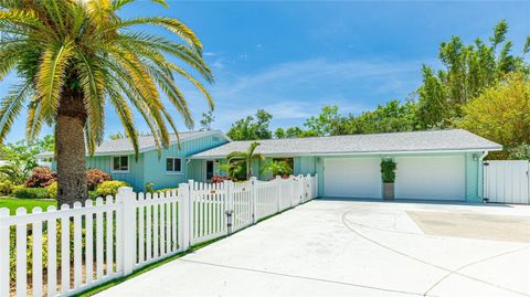 Single Family Residence in SARASOTA FL 5238 SUSAN AVENUE.jpg