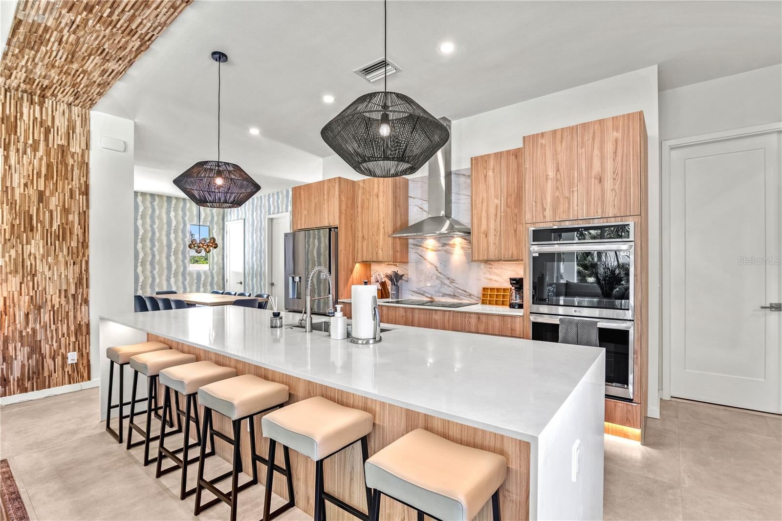 2163 Waldemere St, Sarasota, FL 34239 photo