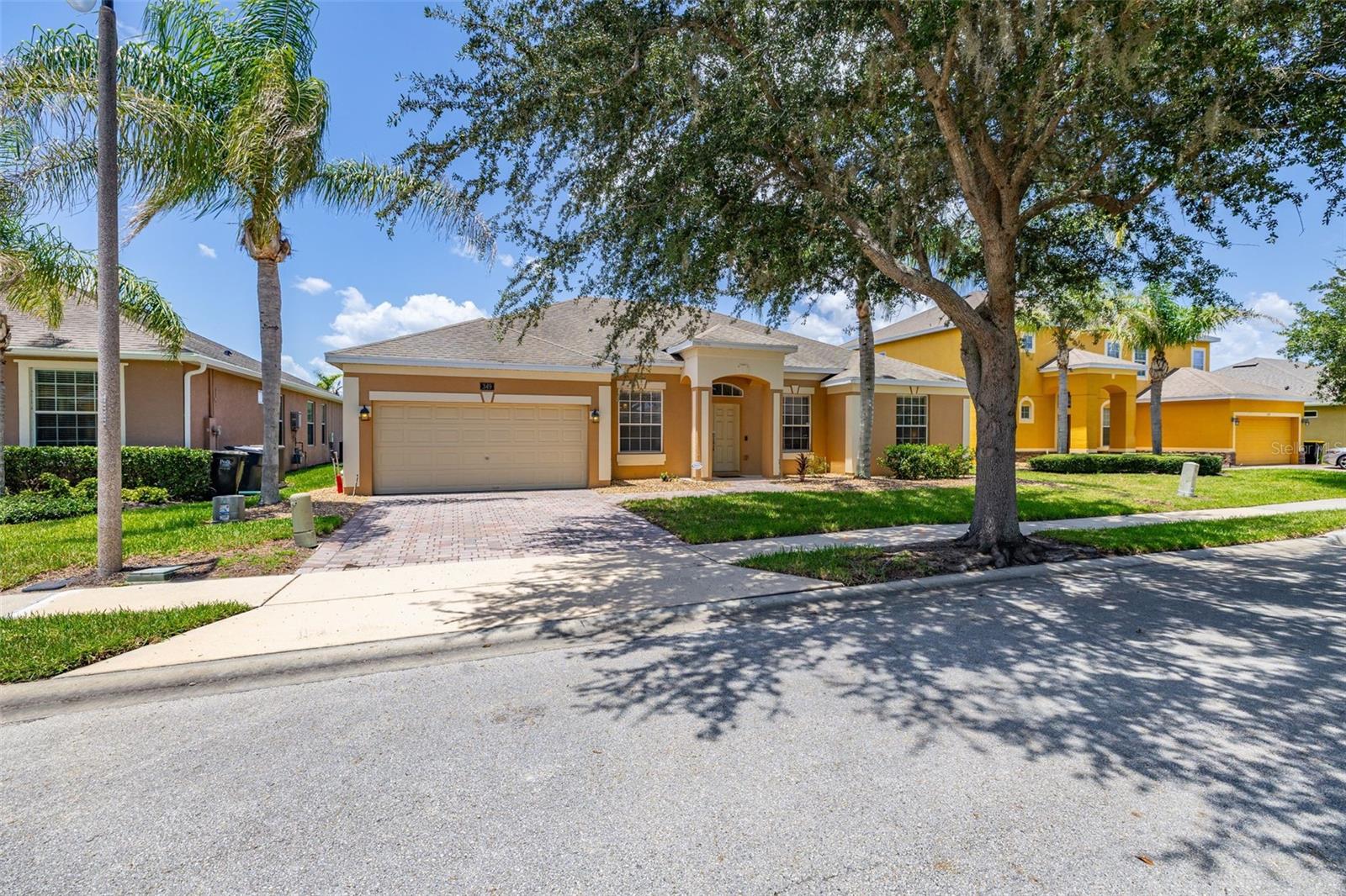 349 Yellow Snapdragon Dr, Davenport, FL 33837 photo