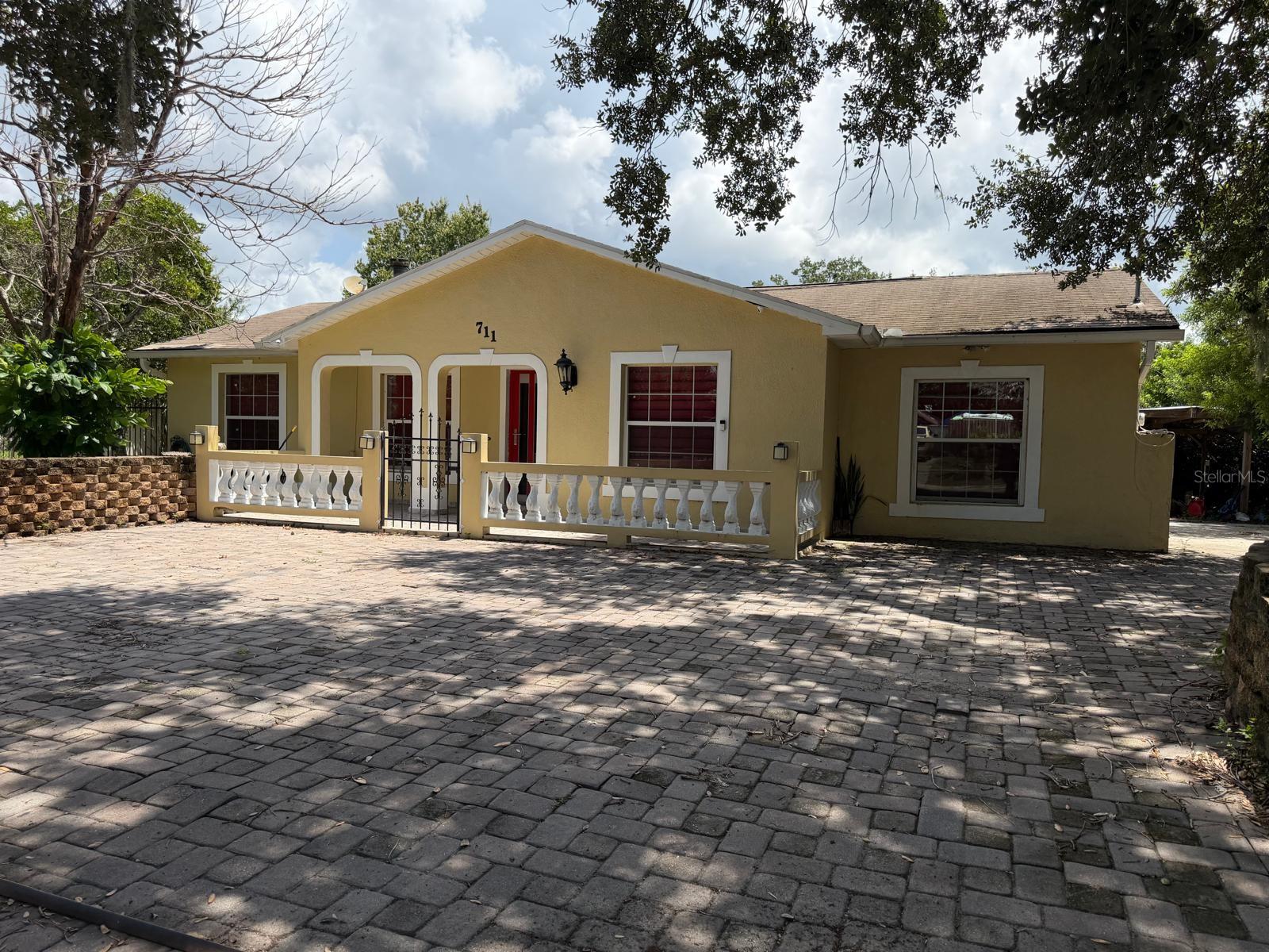 711 Emory Ave, Kissimmee, FL 34741