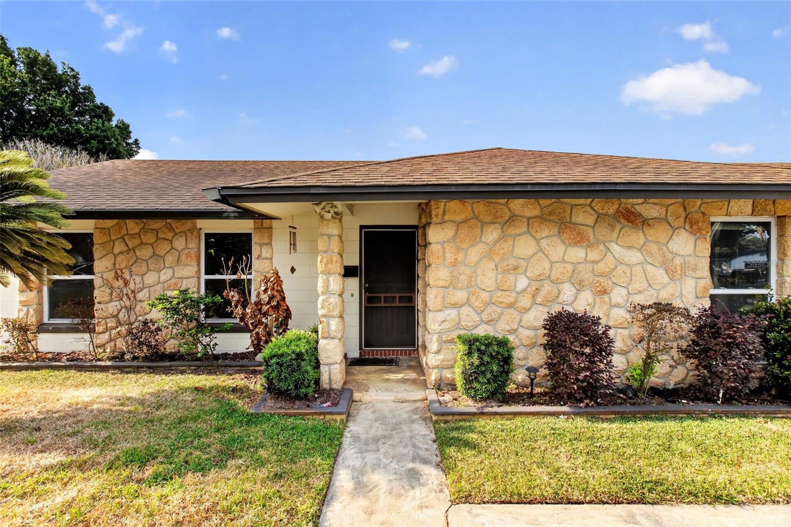2738 Fireside Ct, Orlando, FL 32839 photo