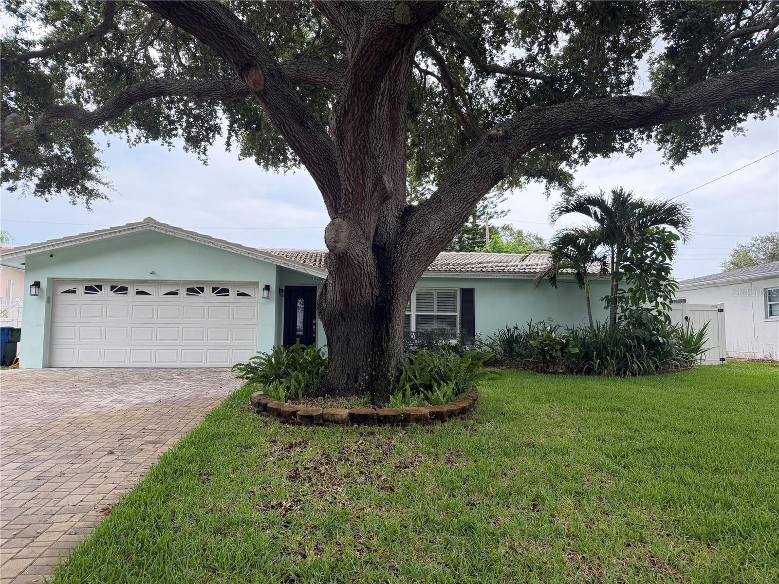 704 23 St, Largo, FL 33770