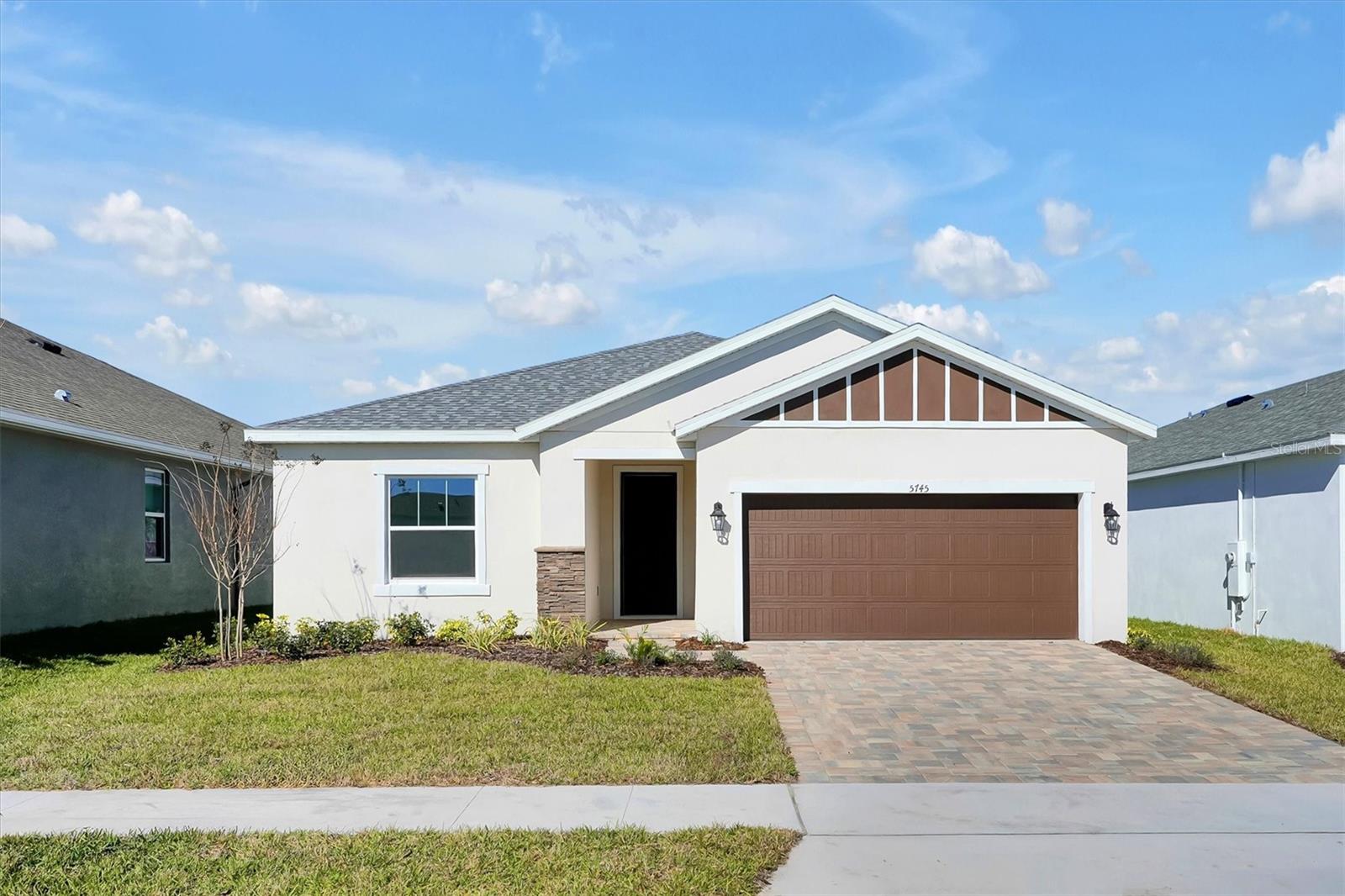 5745 Wallis Ln, Saint Cloud, FL 34771