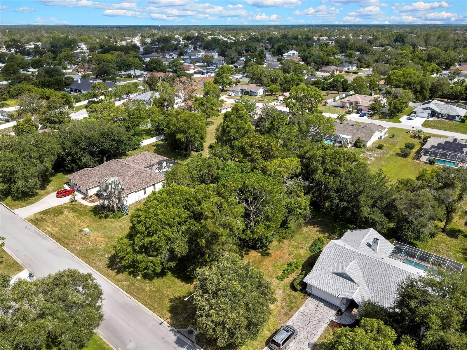 Orangewood Ct, Spring Hill, FL 34609 photo