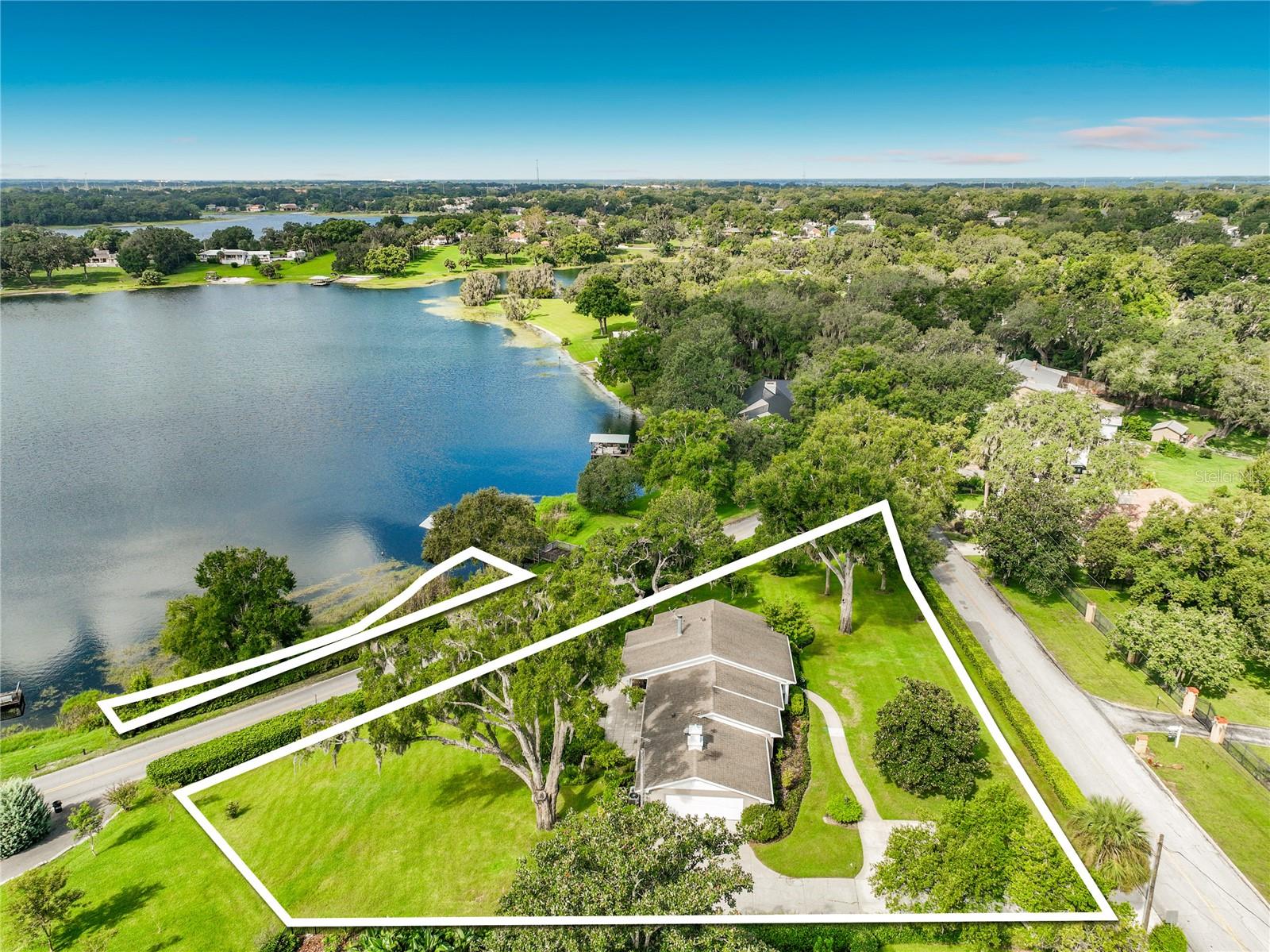 1800 Country Club Dr, Eustis, FL 32726 photo