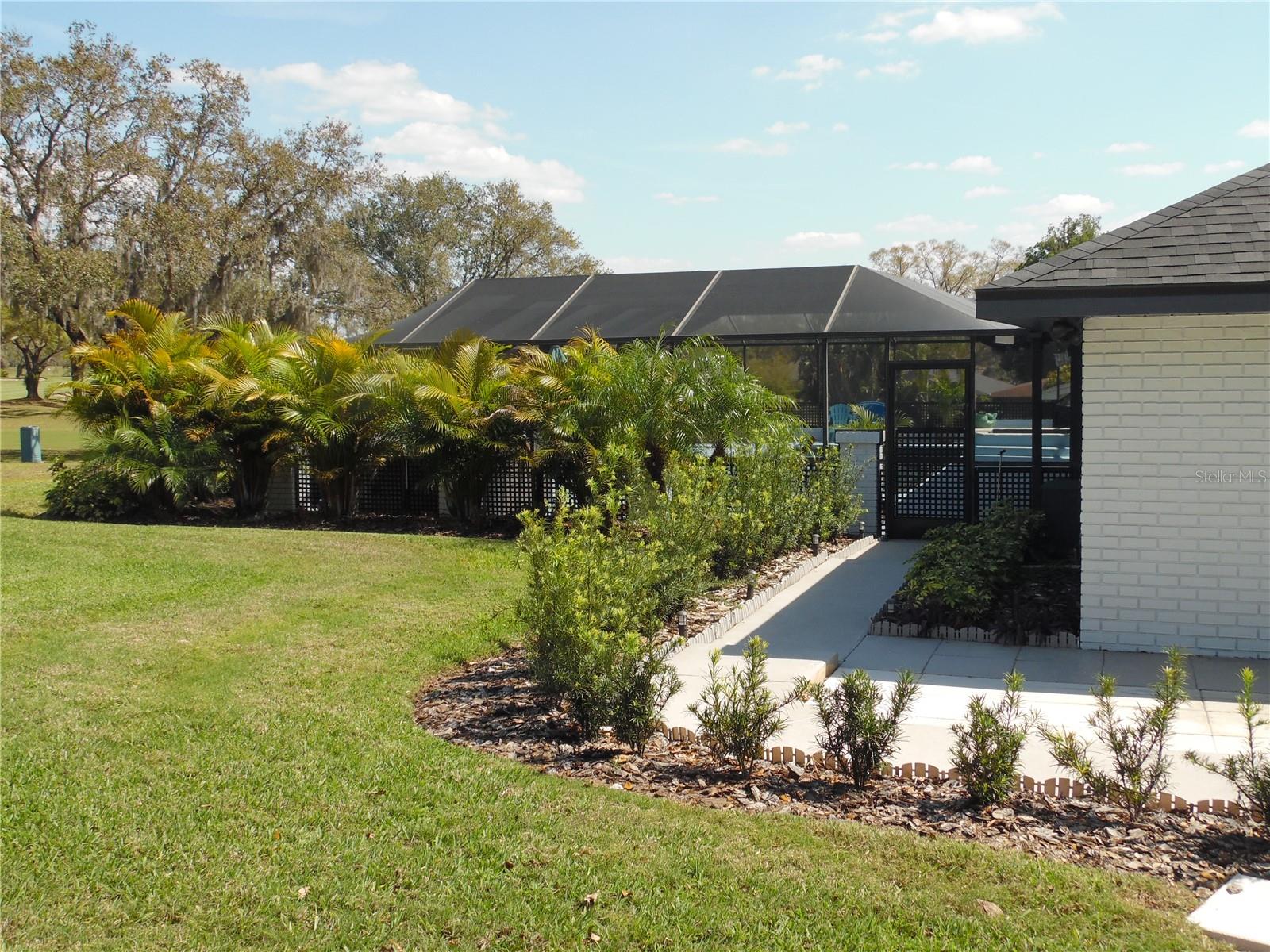 2709 Fairway View Dr, Valrico, FL 33596 photo