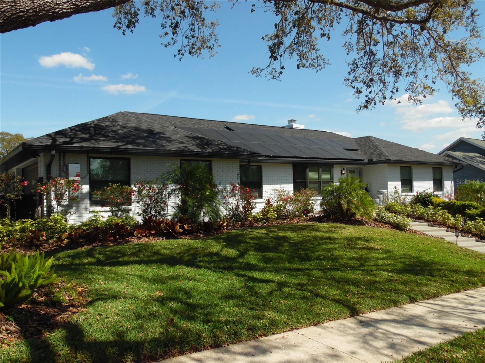 2709 Fairway View Dr, Valrico, FL 33596 photo