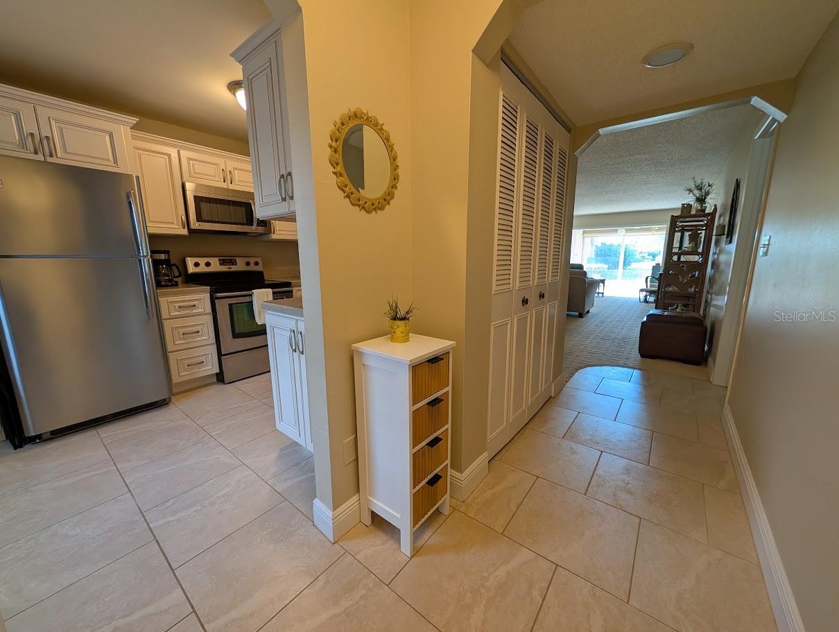 802 Cordova Grn #802, Seminole, FL 33777 photo