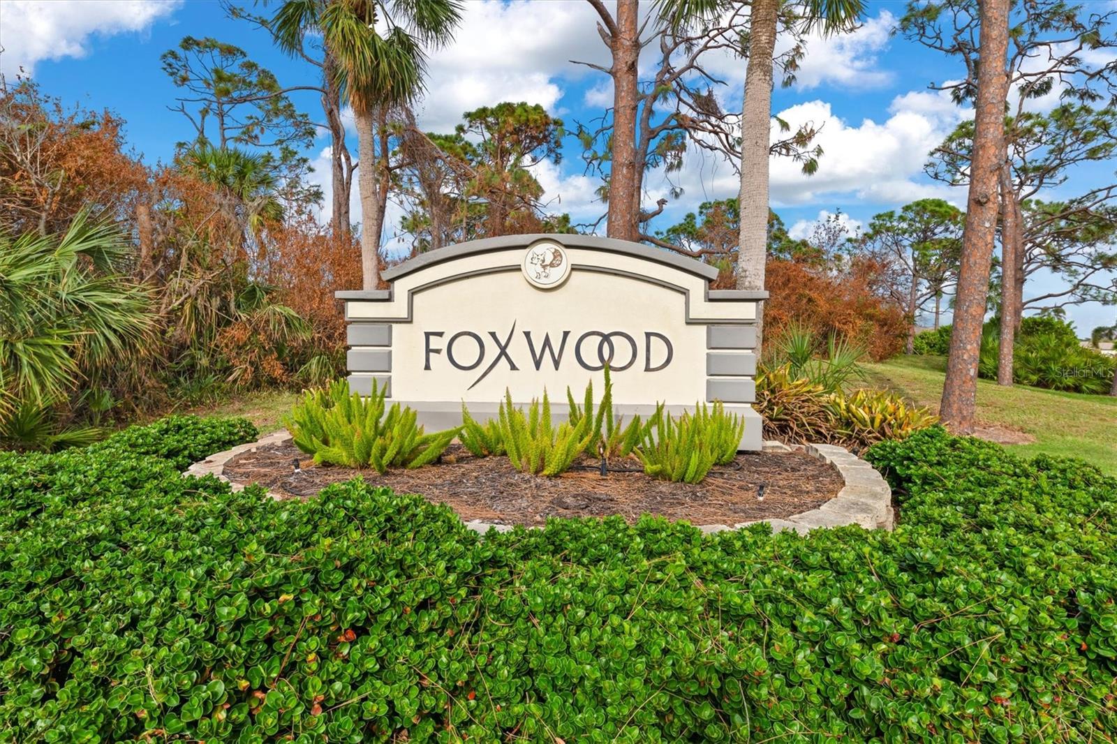 612 Chestnut Ln, Englewood, FL 34223 photo