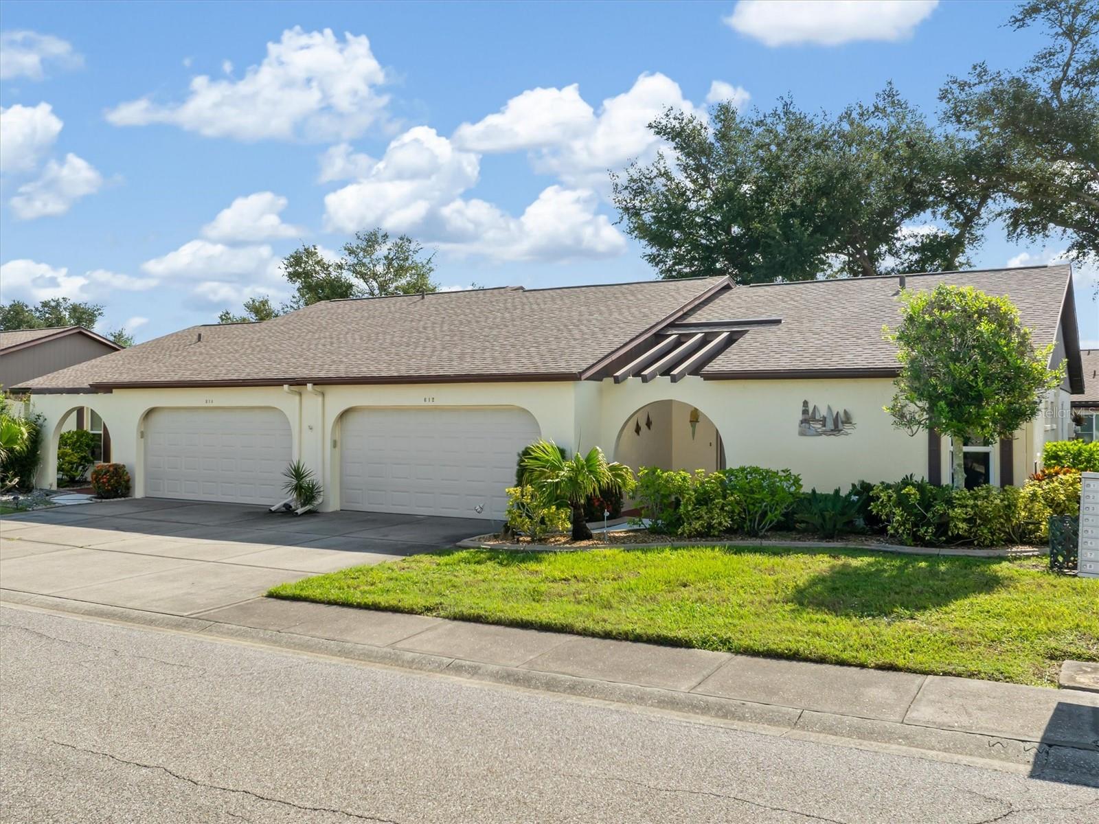 612 Chestnut Ln, Englewood, FL 34223 photo