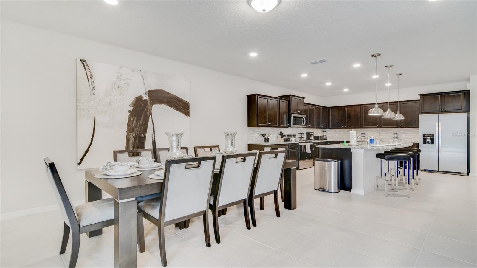3005 Mahalo Dr, Davenport, FL 33897 photo