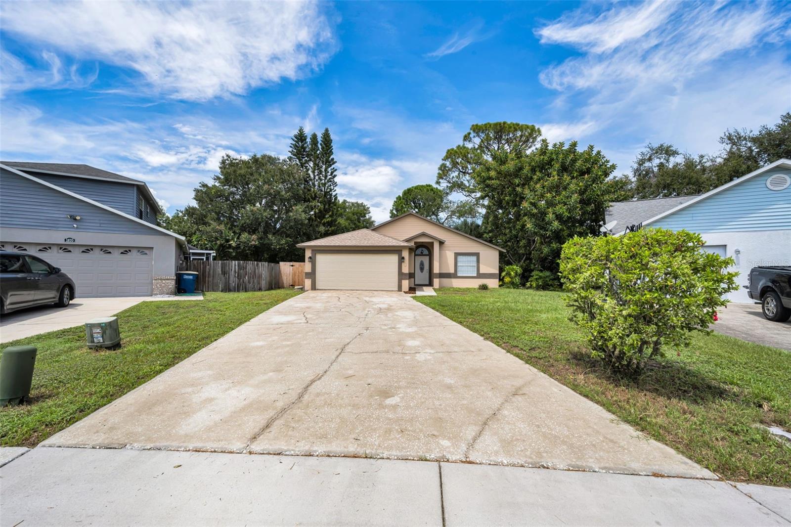 1874 Feather Tree Cir, Clearwater, FL 33765 photo