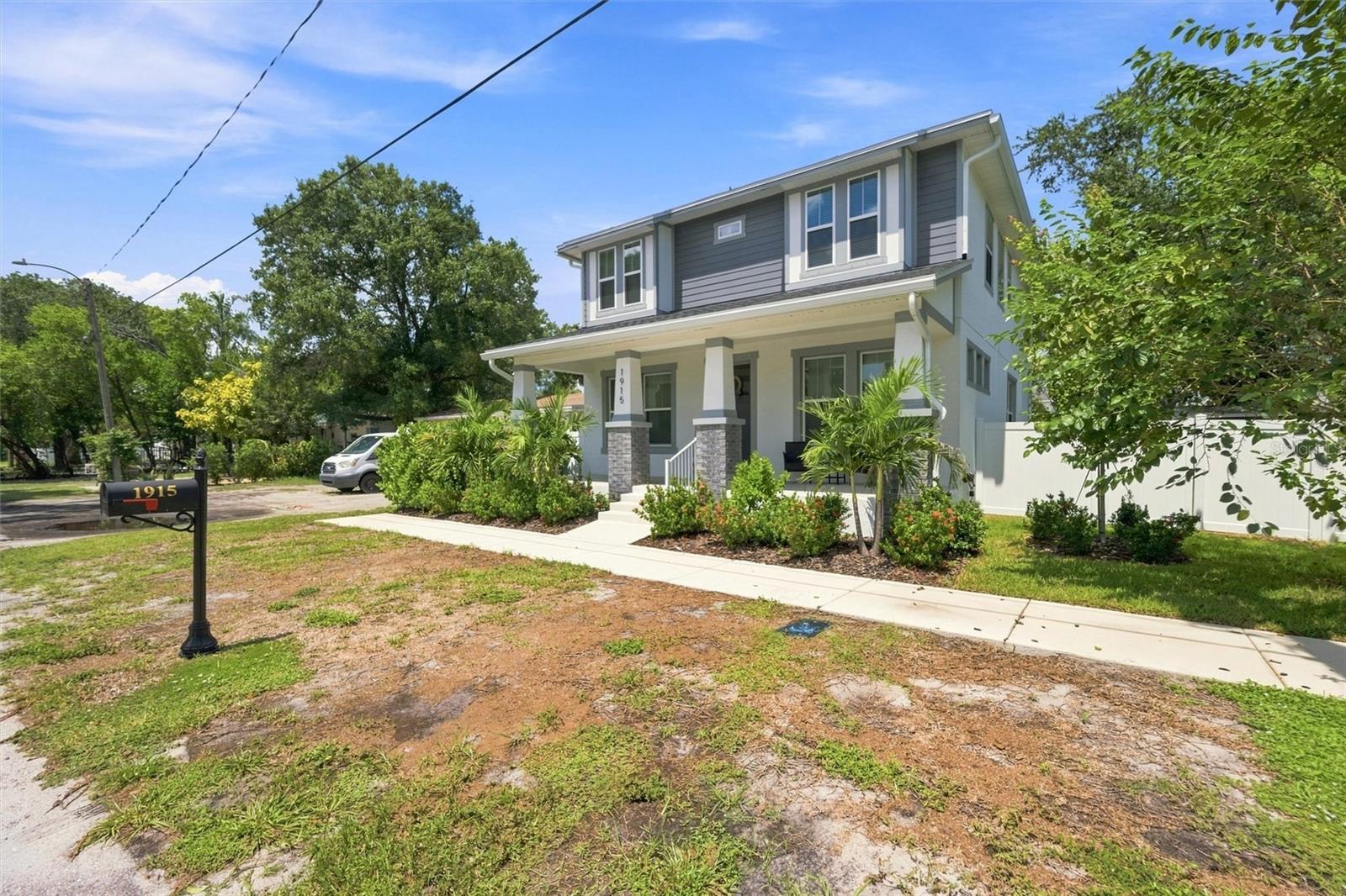 1915 W State St, Tampa, FL 33606 photo