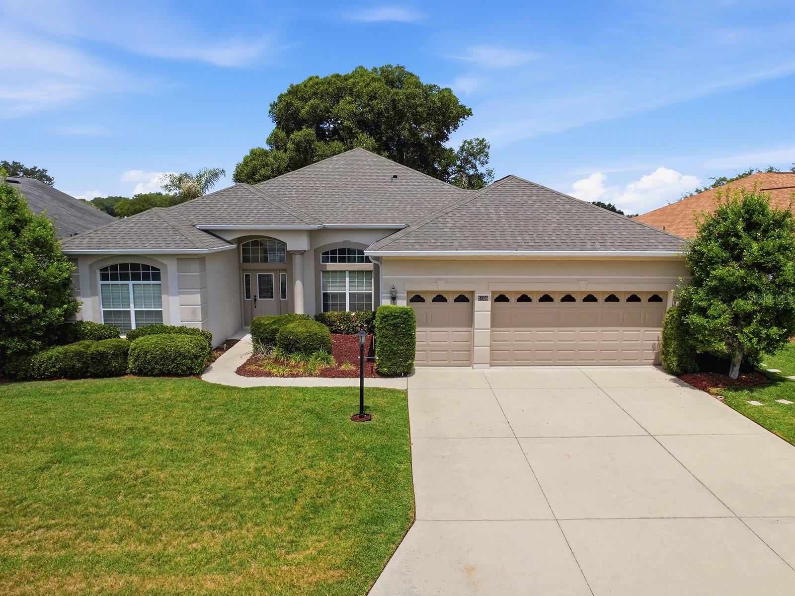 5106 Chanticleer Dr, Leesburg, FL 34748 photo