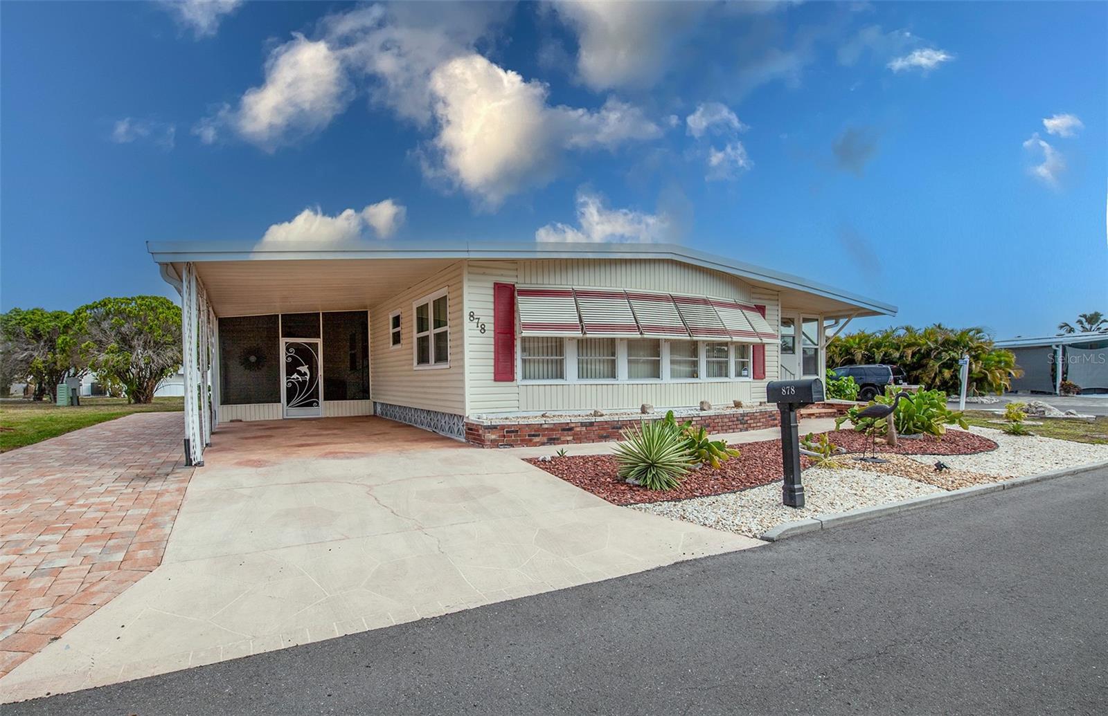 878 Jolanda Cir, Venice, FL 34285 photo