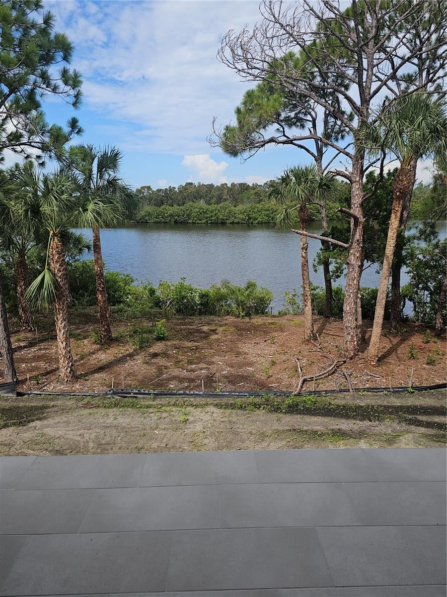 760 Seaview Dr, Crystal Beach, FL 34681 photo
