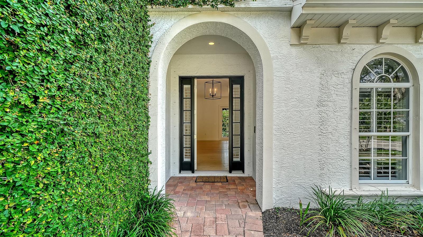 1704 Fortuna St, Sarasota, FL 34239 photo