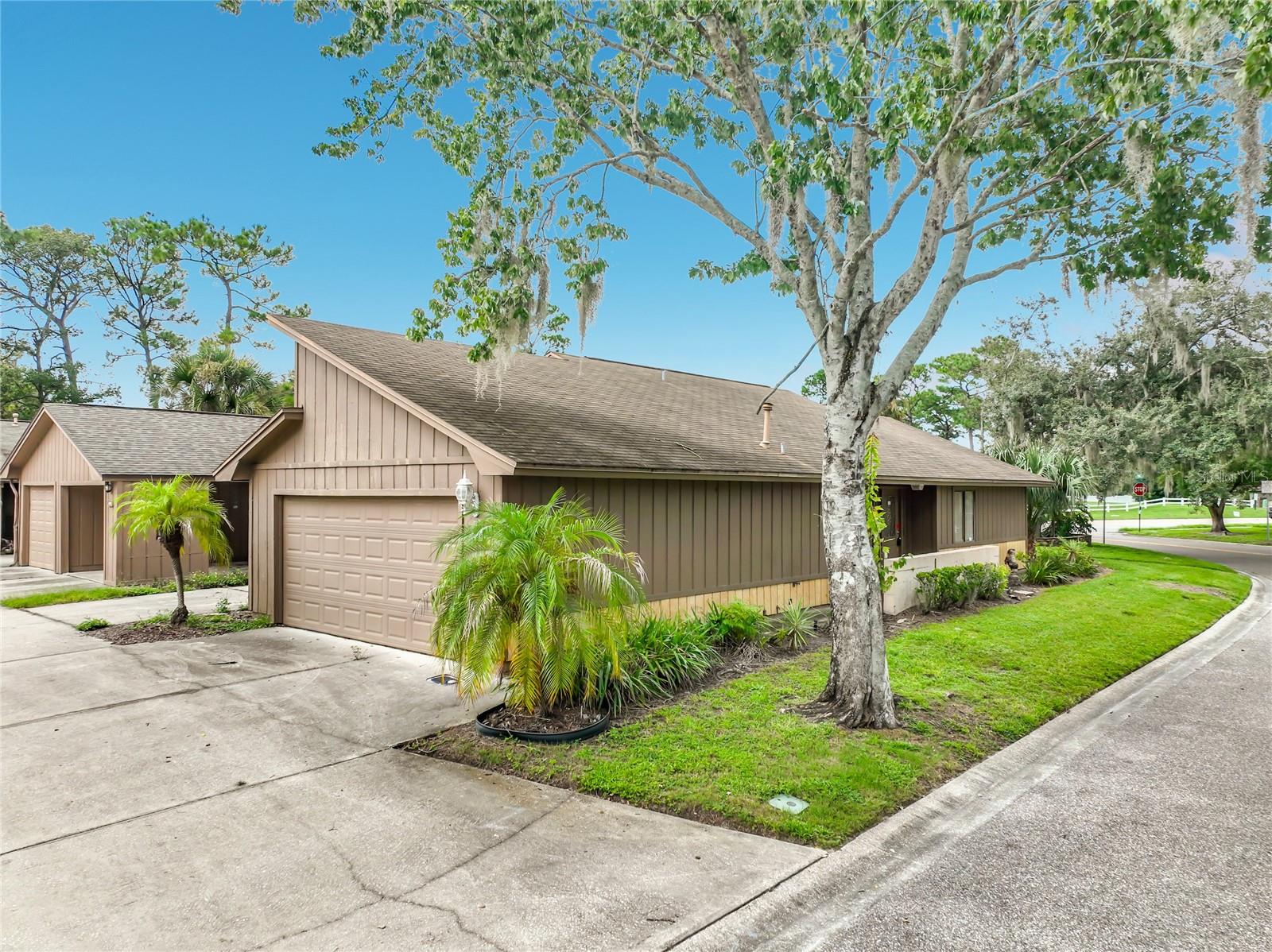 250 Raintree Dr, Casselberry, FL 32707