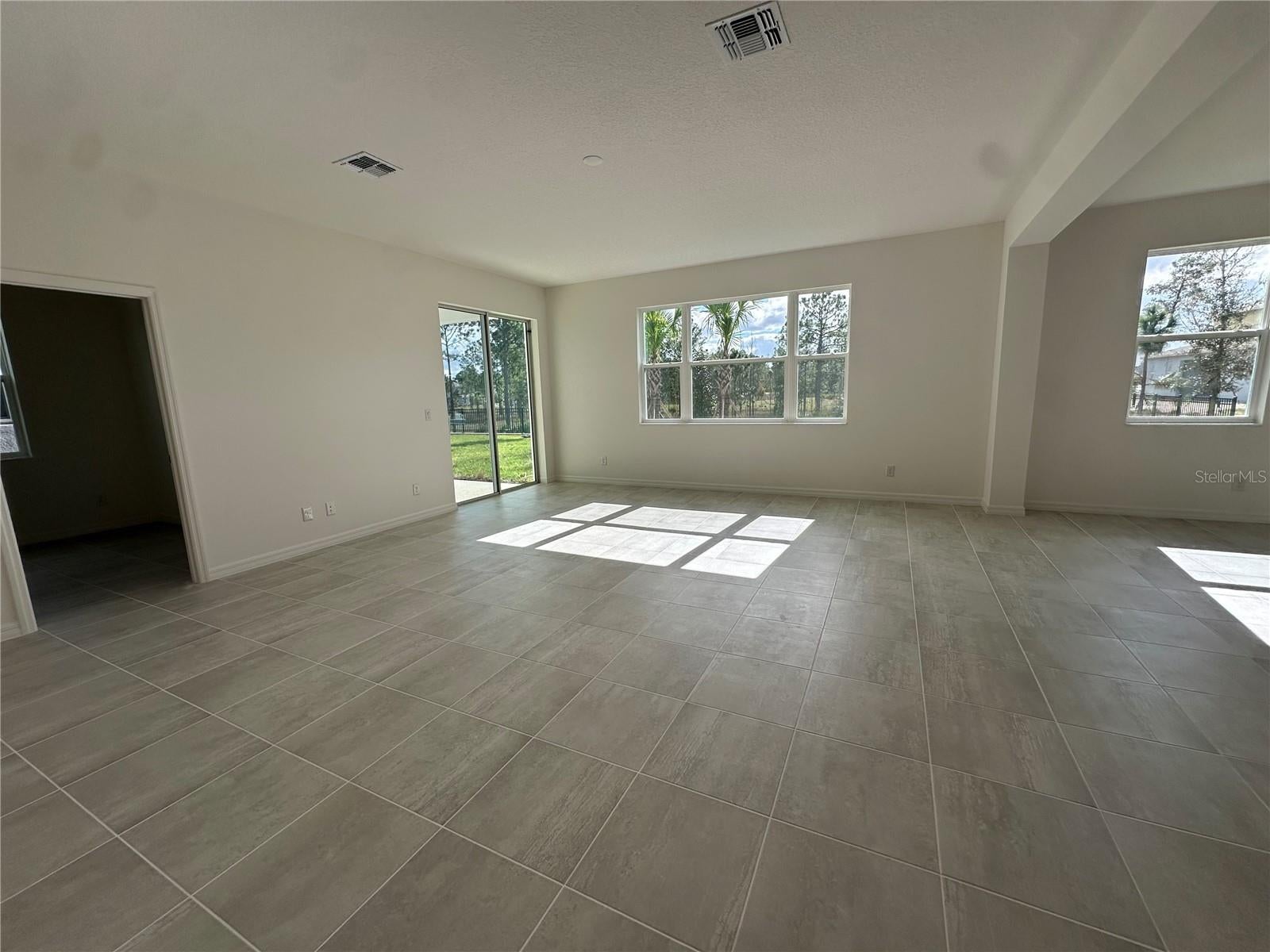 2000 Beevalley Way, Deland, FL 32724 photo
