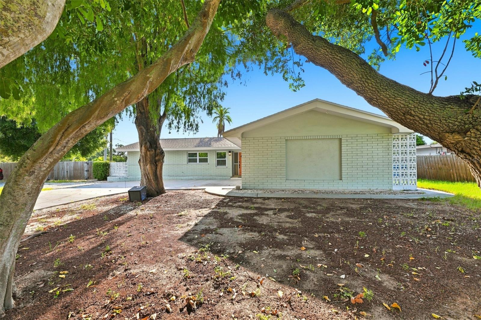 12999 Indian Rocks Rd, Largo, FL 33774 photo