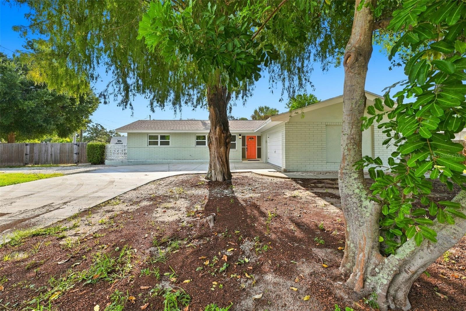 12999 Indian Rocks Rd, Largo, FL 33774 photo