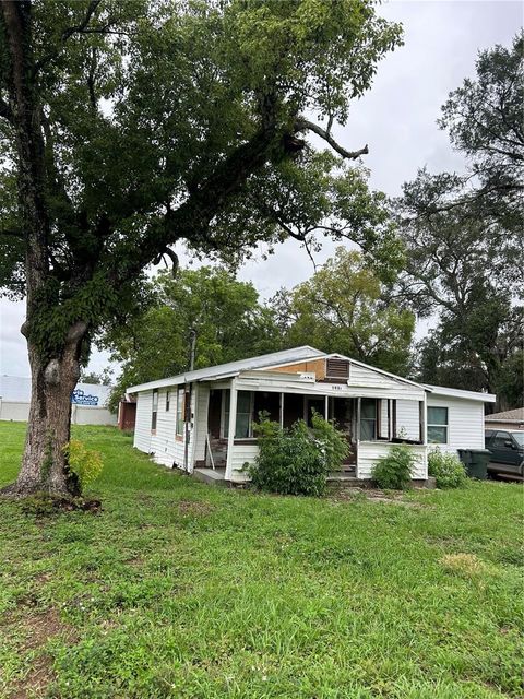 Single Family Residence in LAKELAND FL 1938 LAVON STREET.jpg