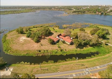 Single Family Residence in LAKELAND FL 201 LAKE BONNY DRIVE.jpg