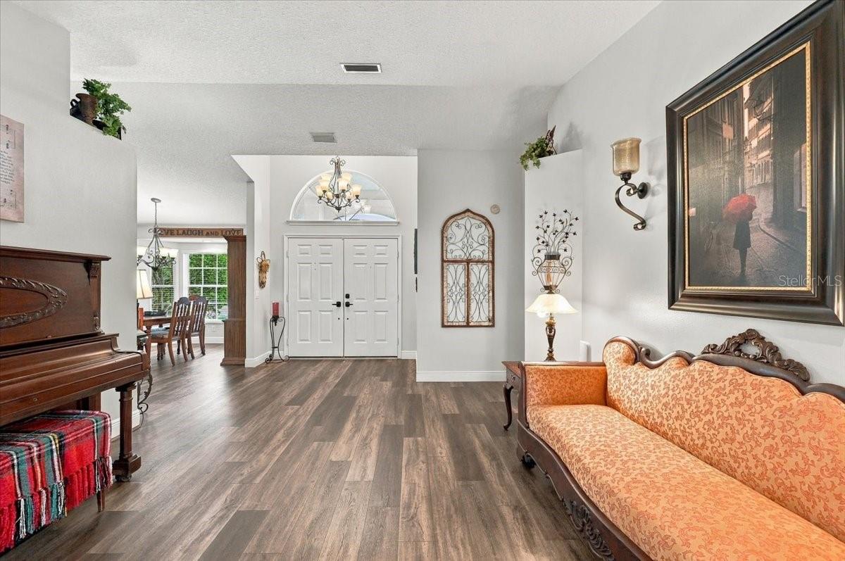 2084 High Vista Dr, Lakeland, FL 33813 photo