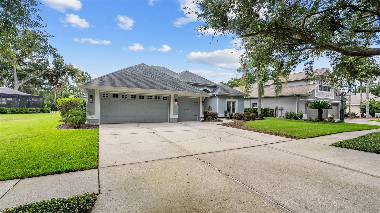 5924 Cherry Oak Dr, Valrico, FL 33596 photo