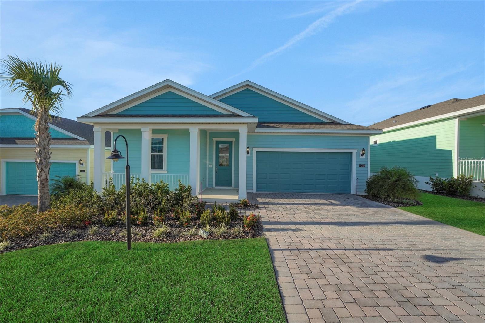 1038 Fiesta Key Cir, Lady Lake, FL 32159