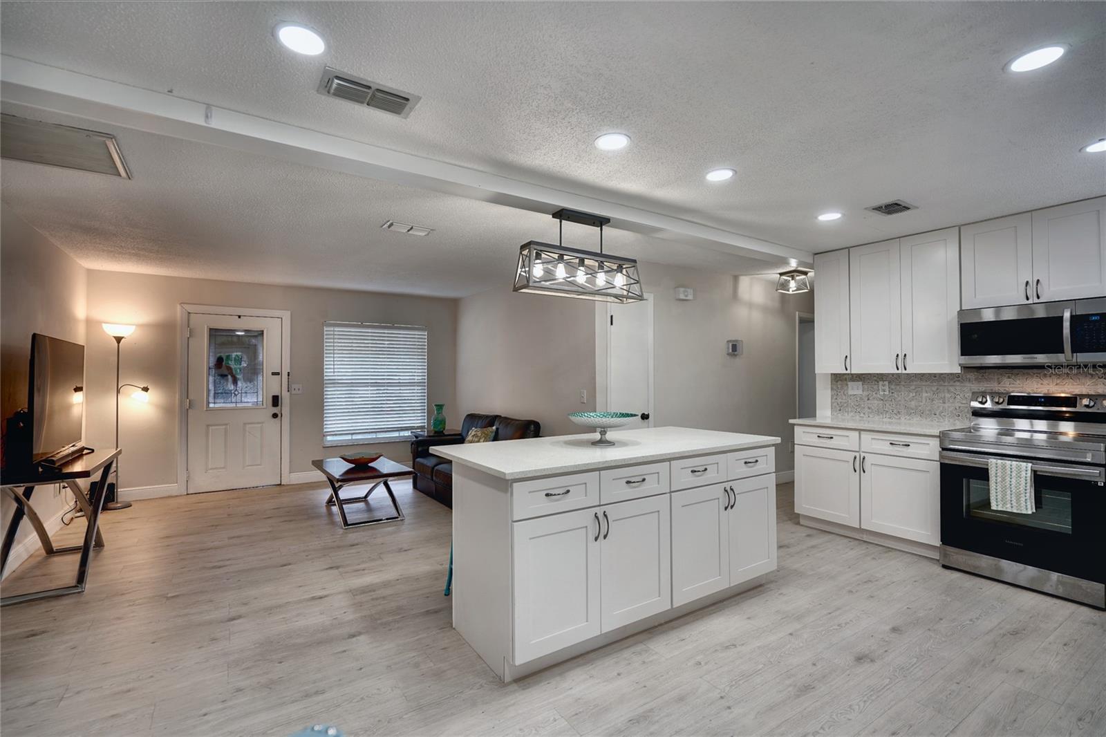 5112 Glasgow Ave, Orlando, FL 32819 photo