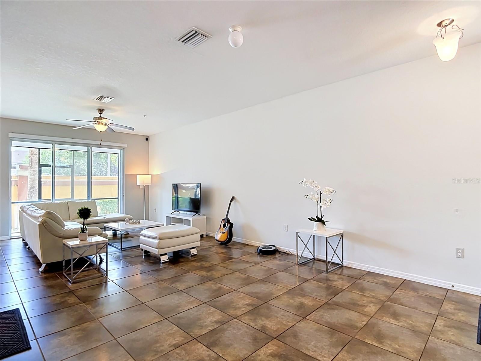 8615 Andalucia Field Dr, Tampa, FL 33637 photo