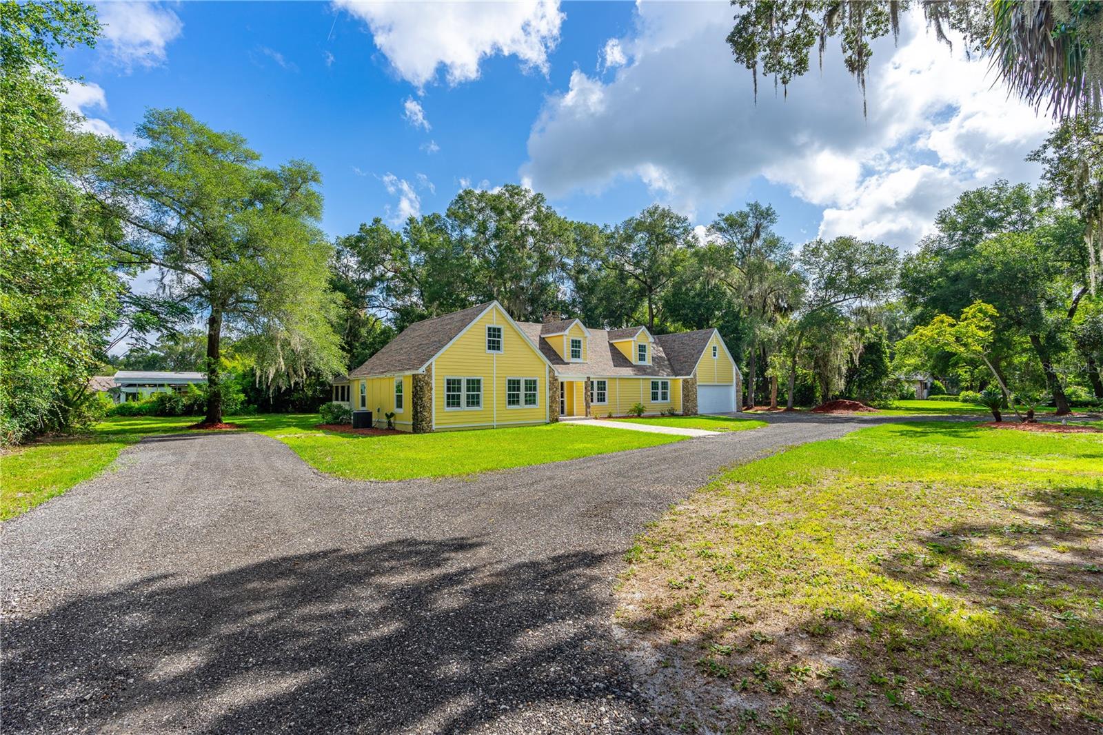 475 E Wisconsin Ave, Orange City, FL 32763 photo