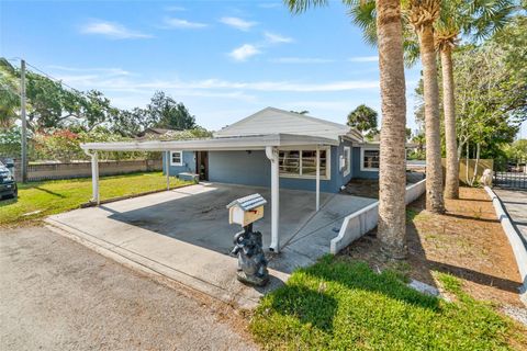Single Family Residence in HUDSON FL 6726 UDELL LANE.jpg