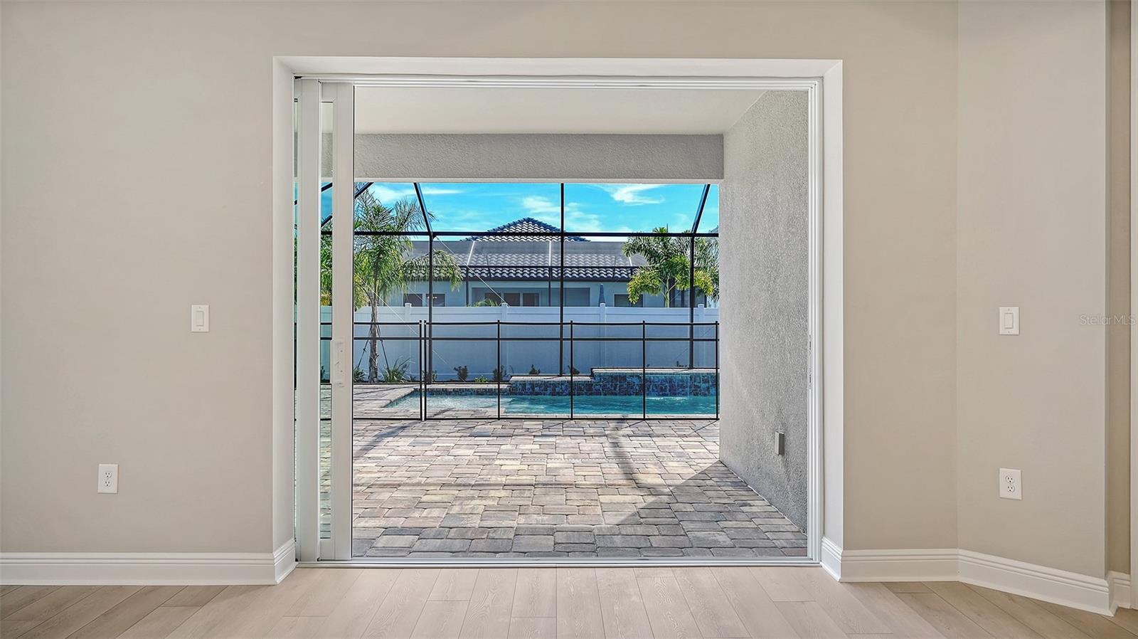 8201 Scarletbush Dr, Sarasota, FL 34240 photo