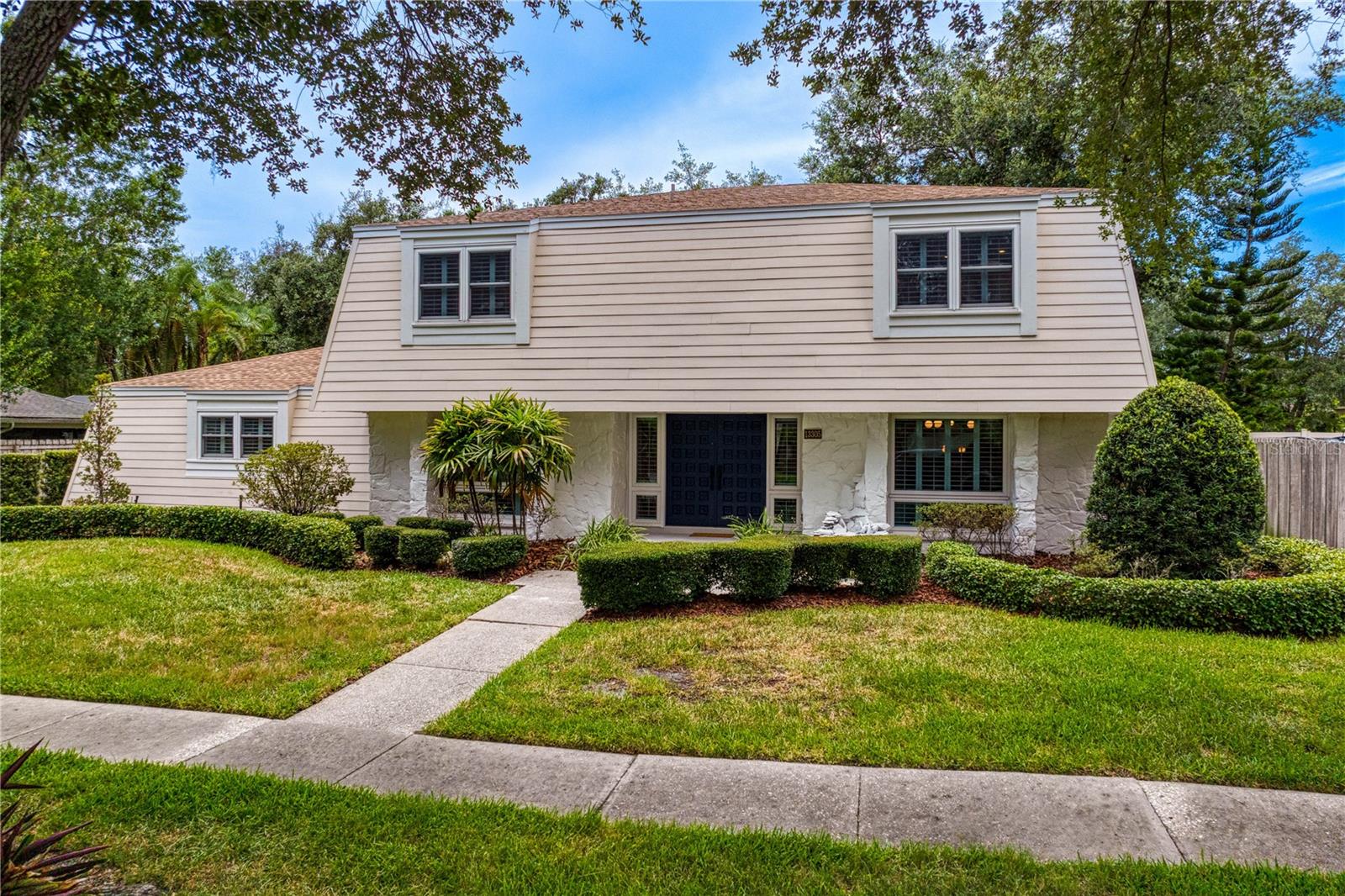 13305 Golf Crest Cir, Tampa, FL 33618 photo