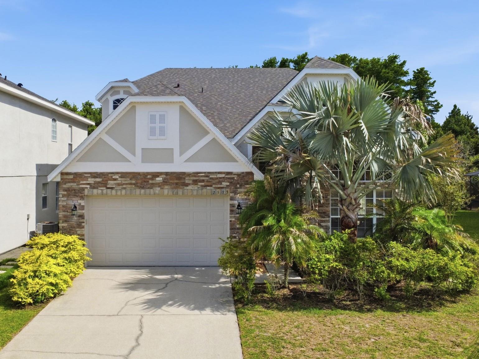 2555 Sand Arbor Cir, Orlando, FL 32824