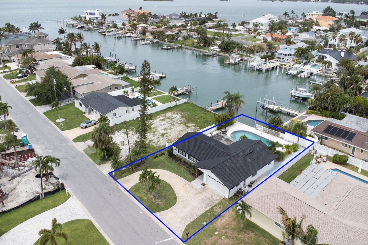 12125 6 St, Treasure Island, FL 33706