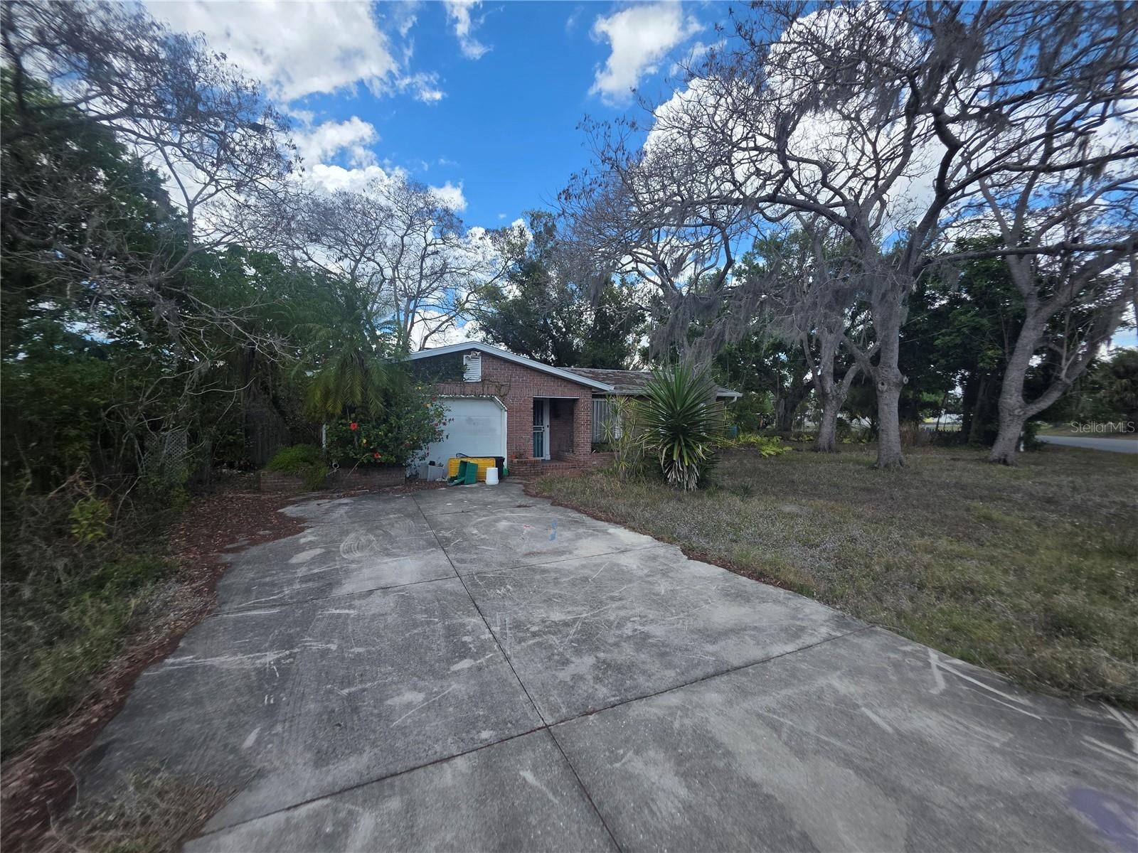 1016 Greer Dr, Sarasota, FL 34237 photo