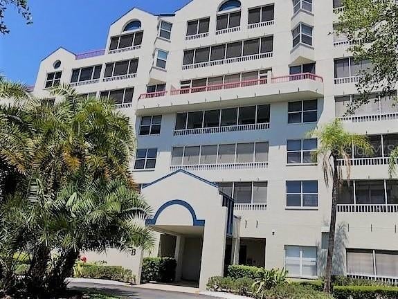 2333 Feather Sound Dr, Clearwater, FL 33762