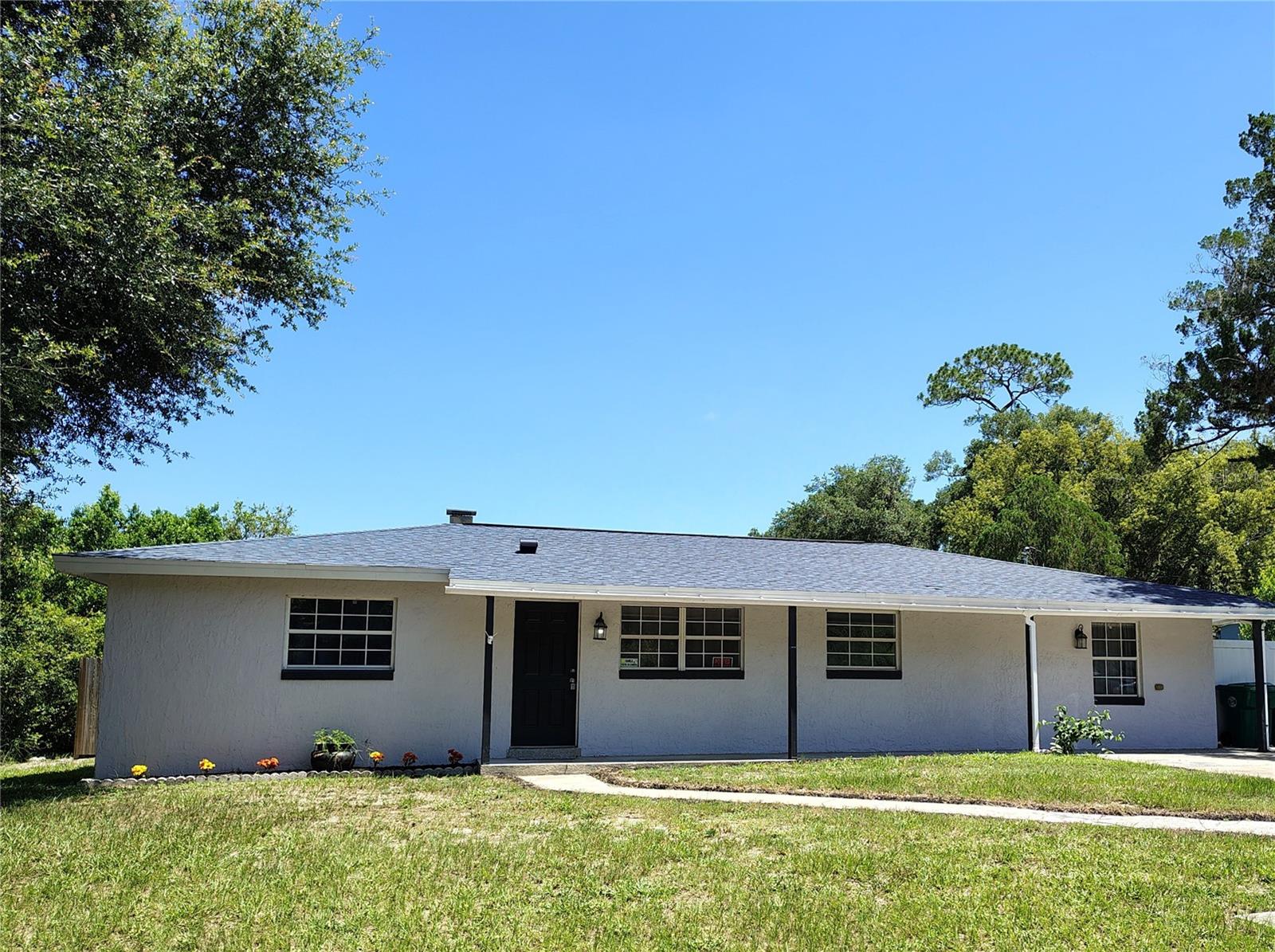 415 Beresford Ave, Deland, FL 32724