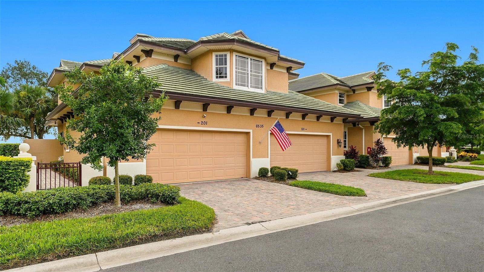 6535 Moorings Point Cir, Lakewood Ranch, FL 34202