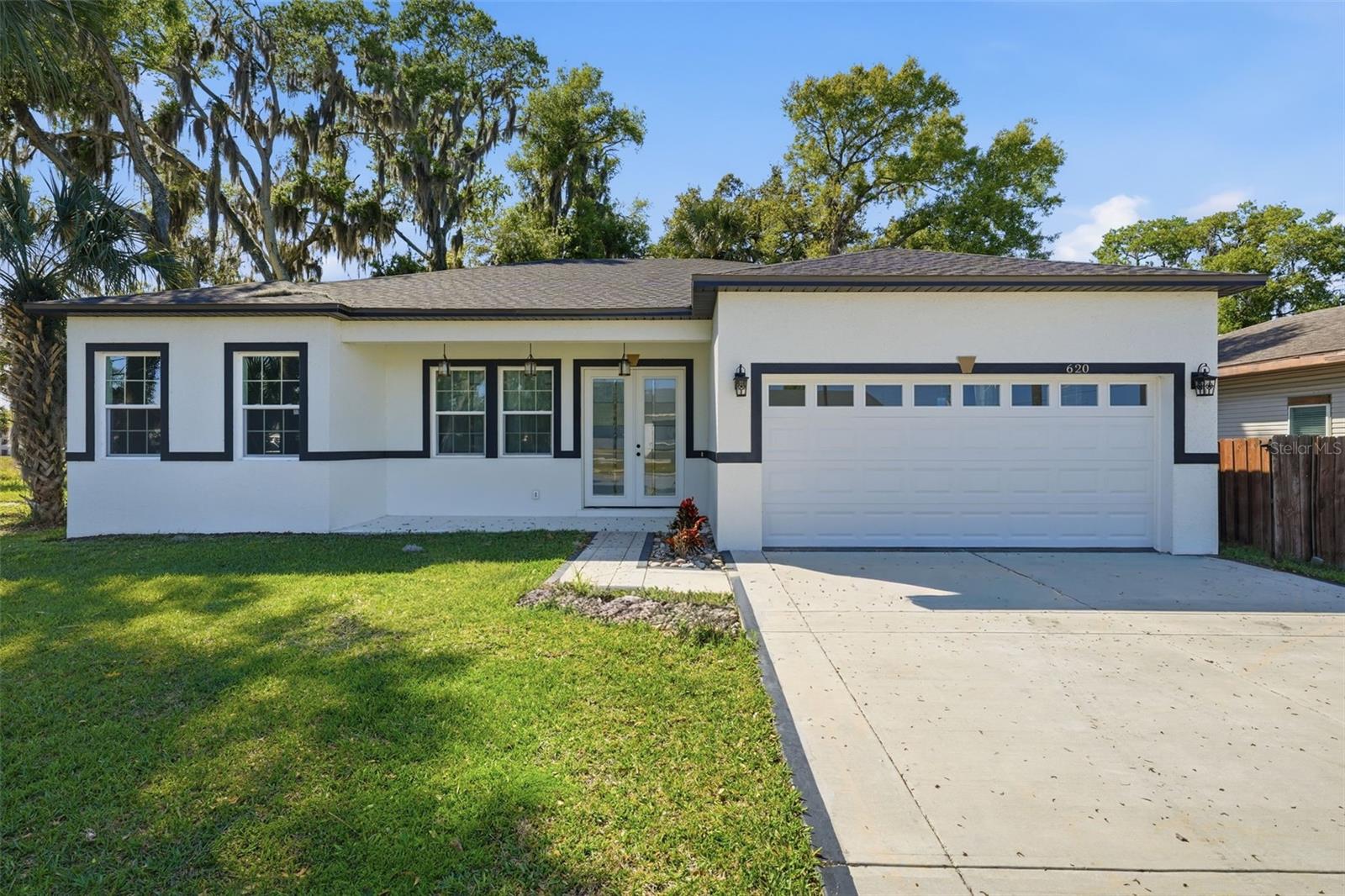 620 Titcomb St, Eustis, FL 32726