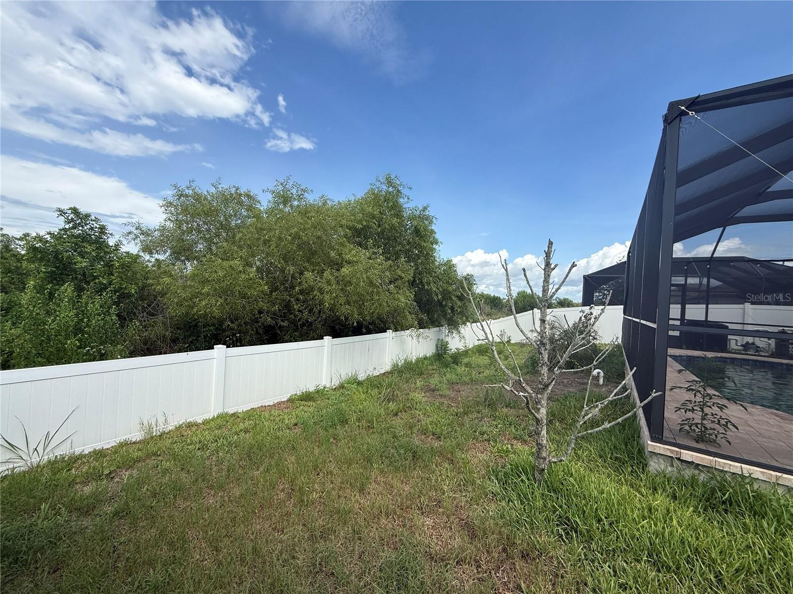 11865 Sunburst Marble Rd, Riverview, FL 33579 photo