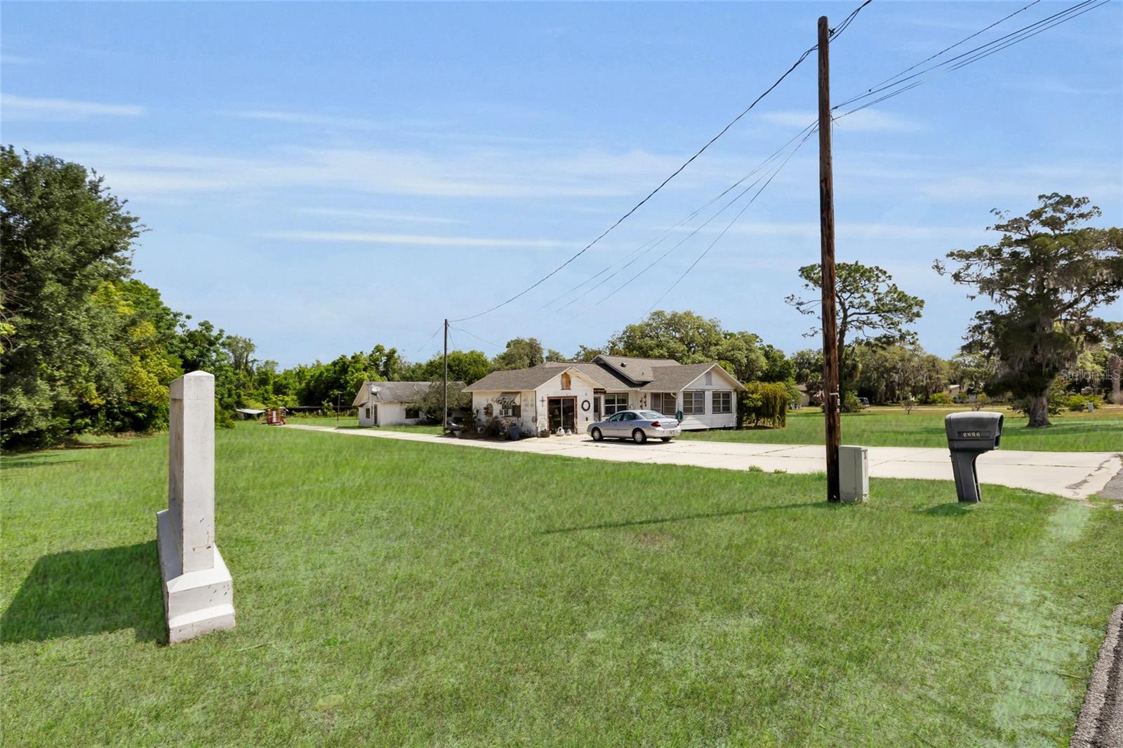5223 Eagles Nest Rd, Fruitland Park, FL 34731 photo