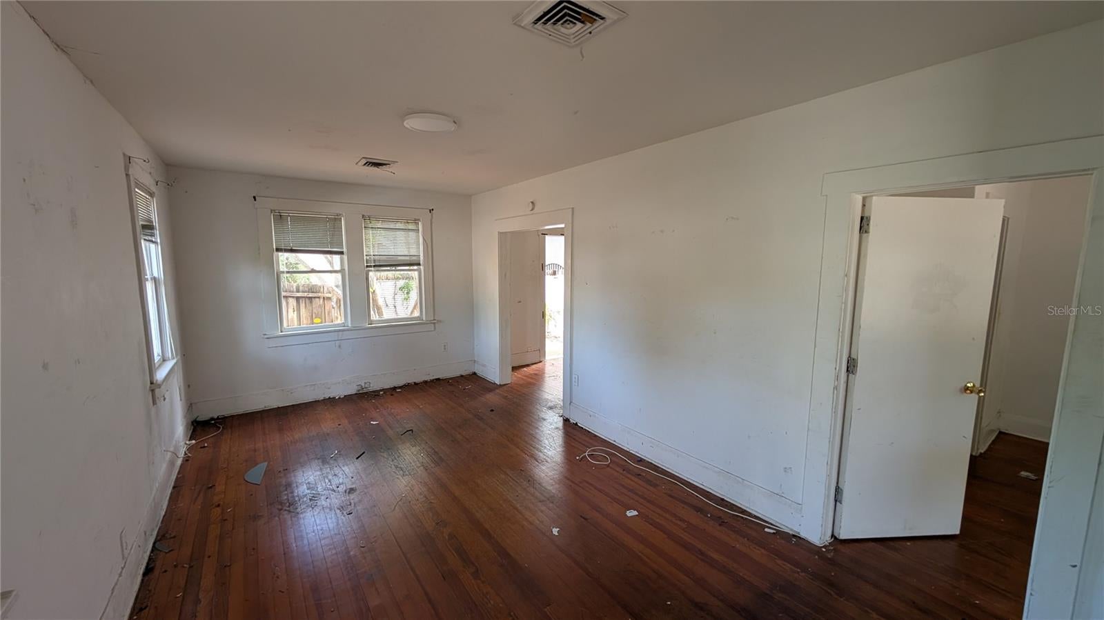 114 S Bungalow Park Ave, Tampa, FL 33609 photo